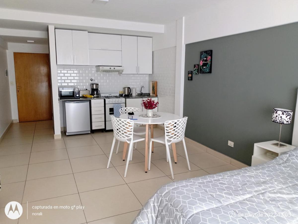 Apartamento Luminoso y cálido monoambiente en San Telmo. Ciudad Autónoma de Ciudad Autónoma de Buenos Aires Exterior foto