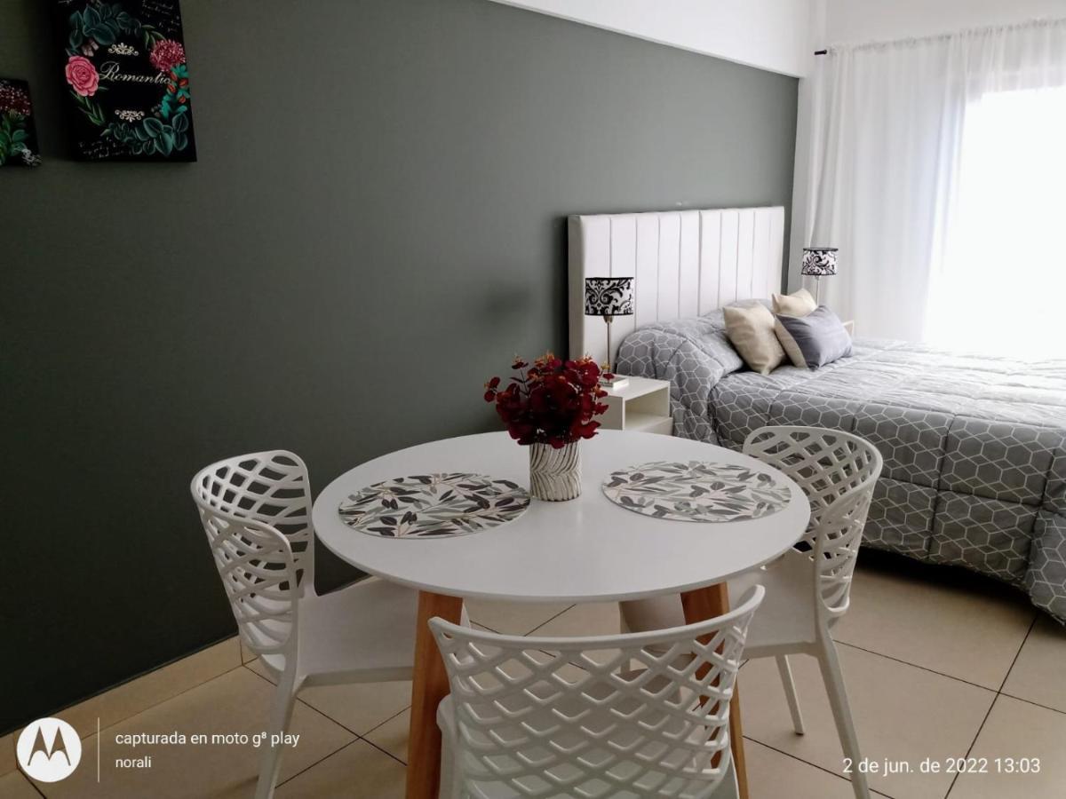 Apartamento Luminoso y cálido monoambiente en San Telmo. Ciudad Autónoma de Ciudad Autónoma de Buenos Aires Exterior foto